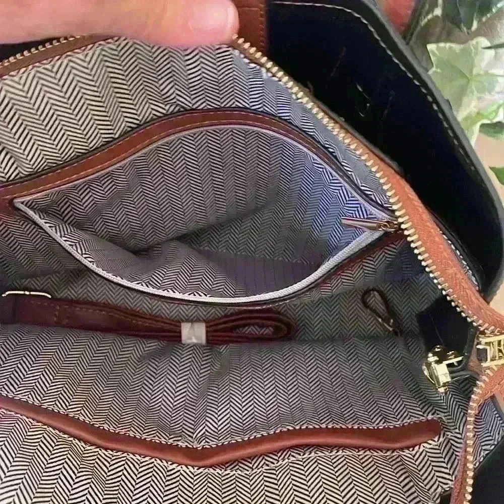 No Label NWOT Faux purse with lots of pockets and storage. See photos. - Picture 6 of 9